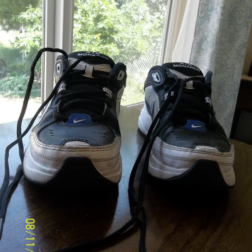Mens Nike Air Monarch Size 8 Blue/White/Black Training Shoes